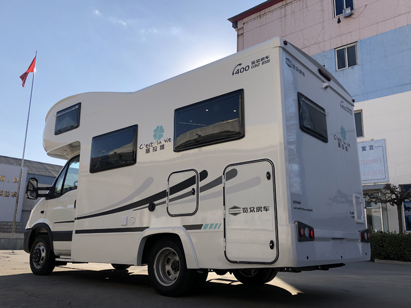 幸運(yùn)四葉草房車，旅行更舒適選擇